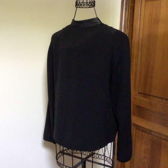 Eileen fisher black silk blazer PM - Picture 3 of 5